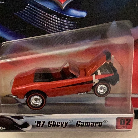 Hot Wheels '67 Chevy Camaro ~ Ultra Hots ~ Chevrolet ~ 1:64 - Picture 2 of 9